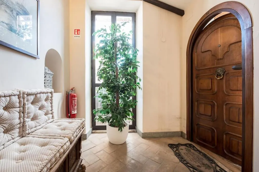 Piazza Navona - Penthouse In The Heart Of Rome 아파트 0*,  이탈리아